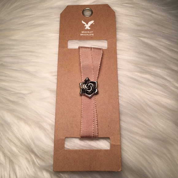American Eagle Outfitters Jewelry - BRAND NEW American Eagle Flower Bracelet American Eagle Outfitters Jewelry - BRAND NEW American Eagle Flower Bracelet